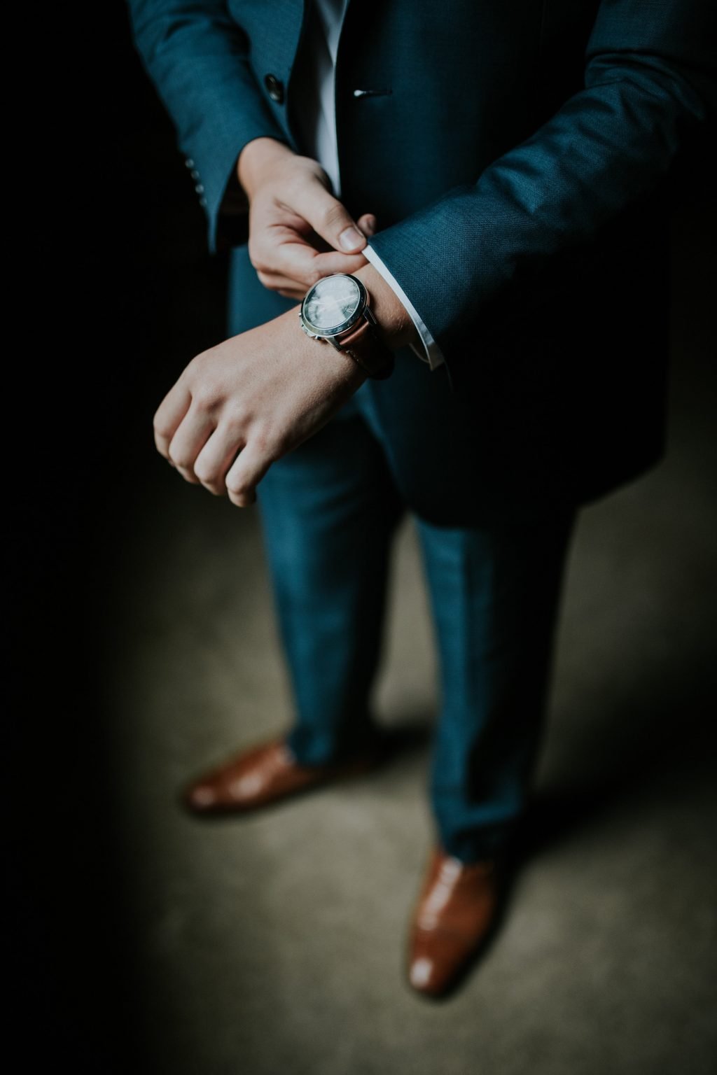a person holding a knife